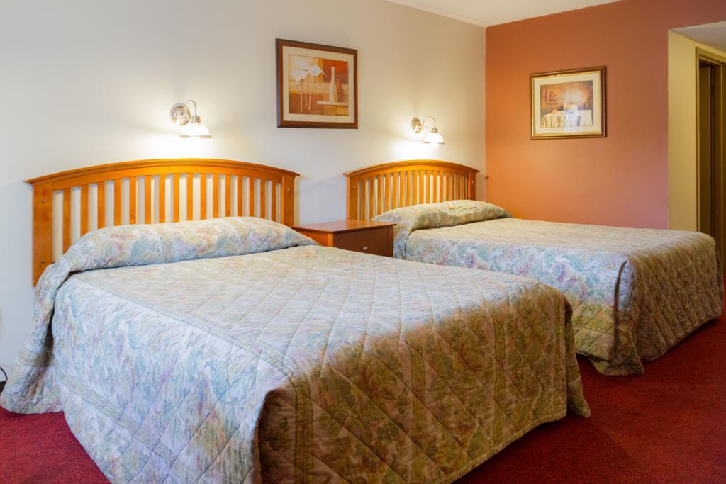 Motor Motel 2*
